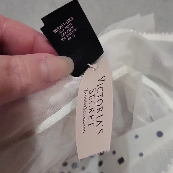 Victoria's Secret Sexy Little Things Undies - Picture 13 of 14